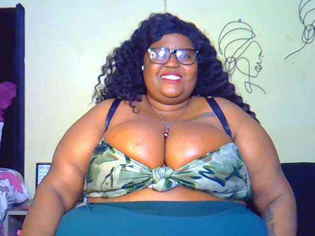 BellyGoddess webcam