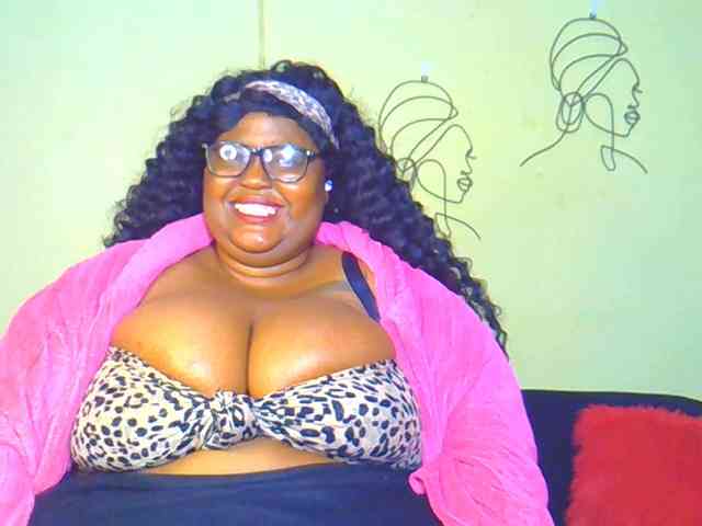 BellyGoddess webcam