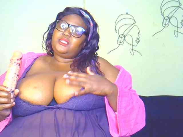 BellyGoddess webcam