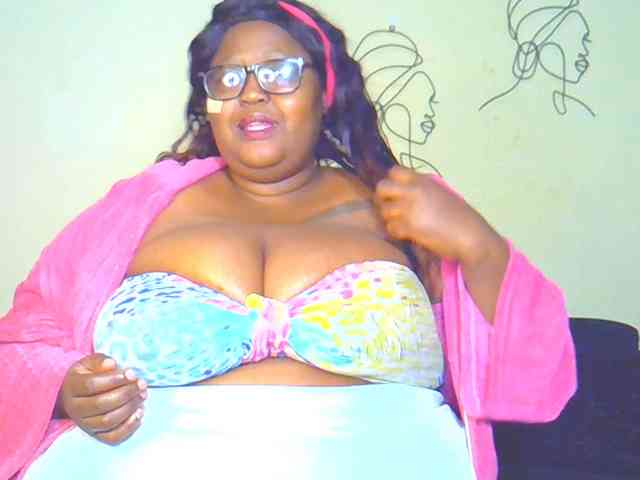 BellyGoddess webcam