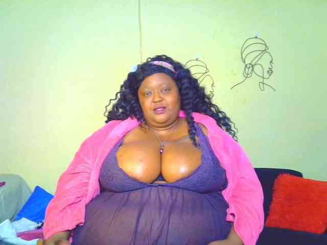 BellyGoddess webcam