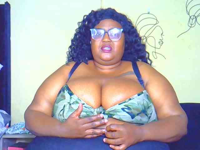 BellyGoddess webcam