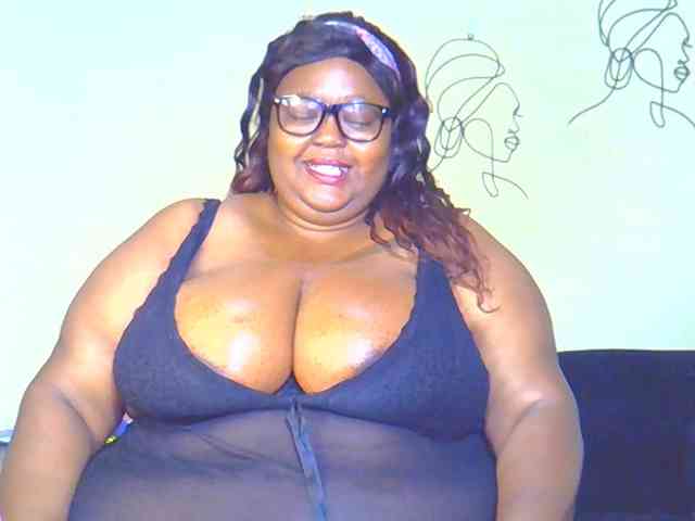 BellyGoddess webcam