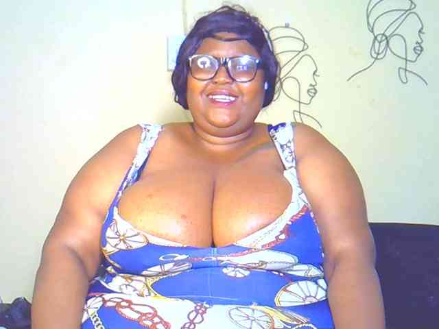 online nude cam BellyGoddess