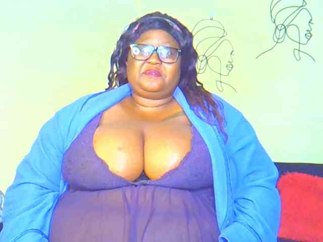 BellyGoddess webcam