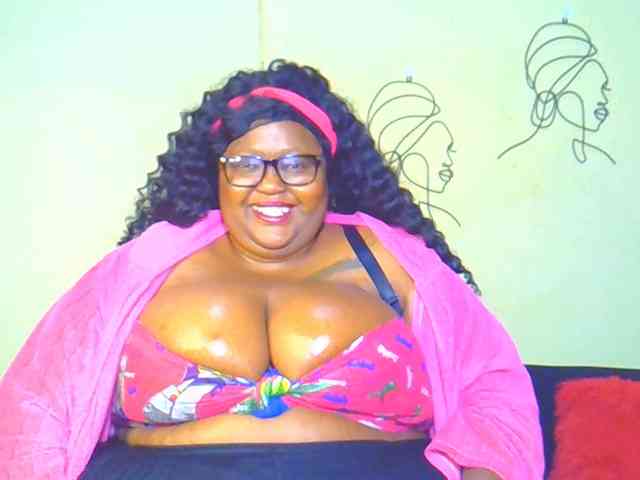 BellyGoddess webcam