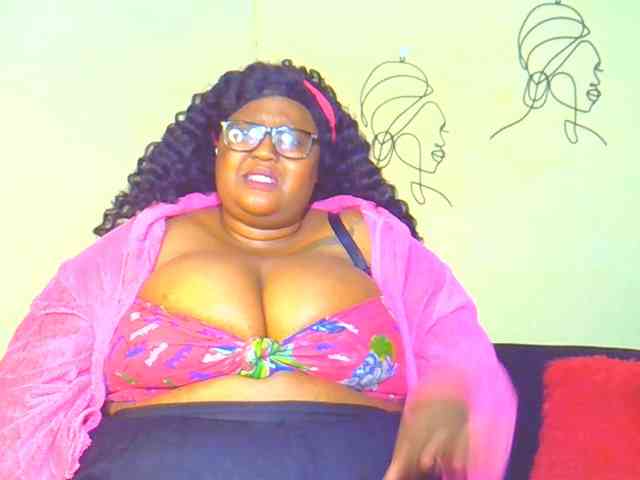 BellyGoddess webcam