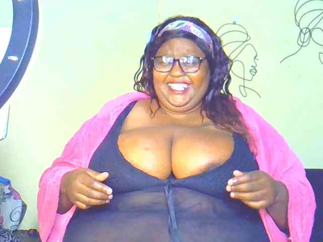 BellyGoddess webcam