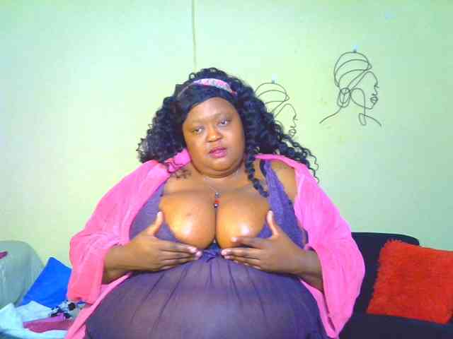 BellyGoddess webcam