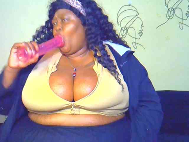 BellyGoddess webcam