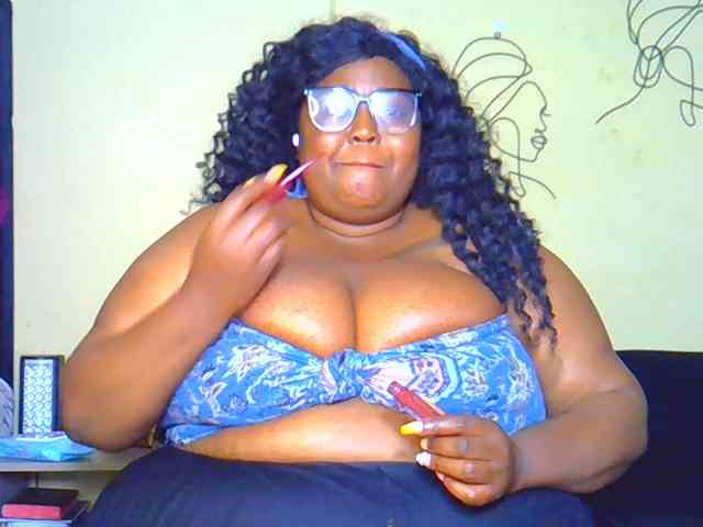 BellyGoddess webcam