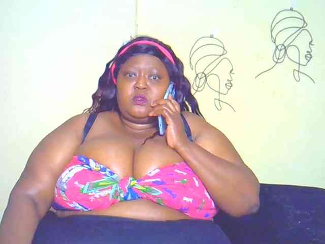 BellyGoddess webcam