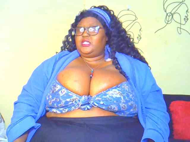 BellyGoddess webcam