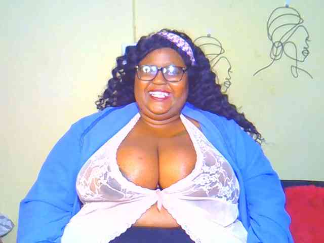 BellyGoddess webcam