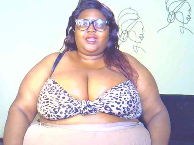 BellyGoddess webcam