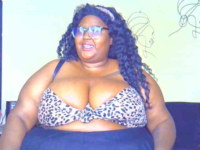 BellyGoddess webcam