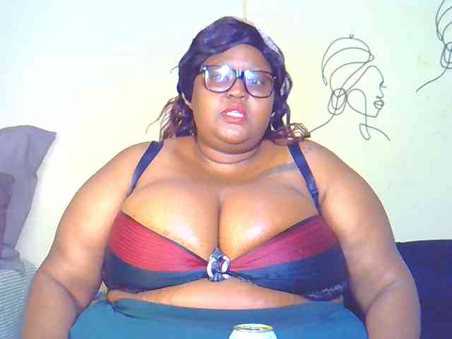 BellyGoddess webcam