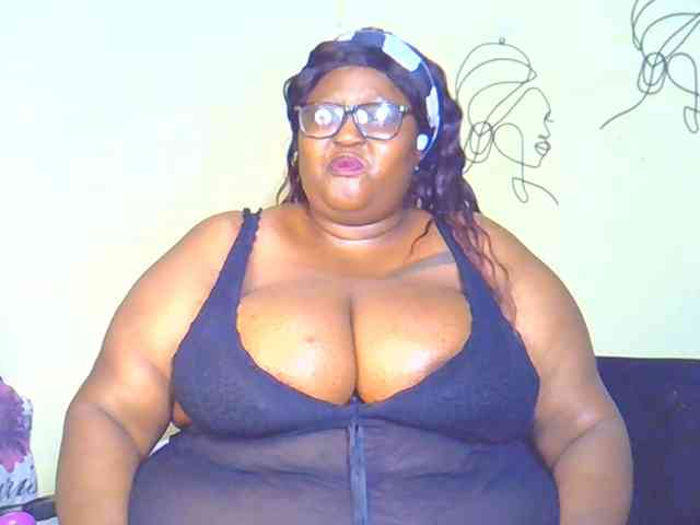 BellyGoddess webcam