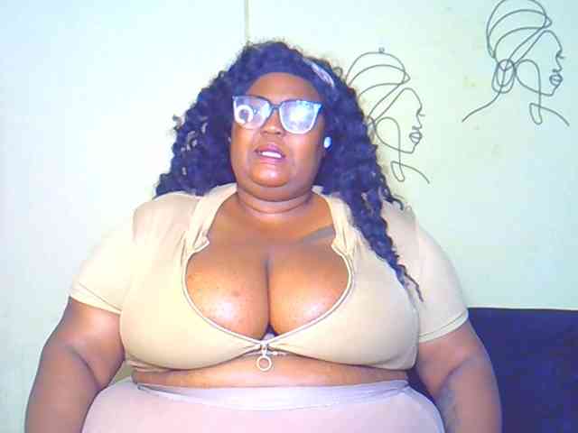 BellyGoddess webcam