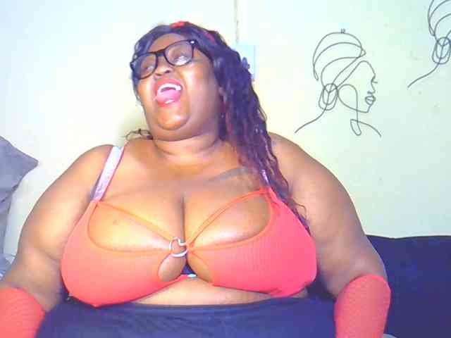BellyGoddess webcam