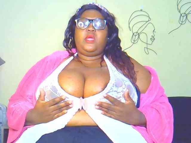 BellyGoddess webcam