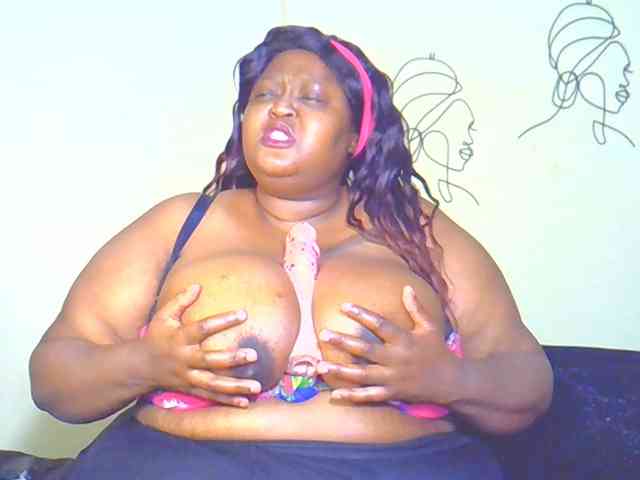 BellyGoddess webcam