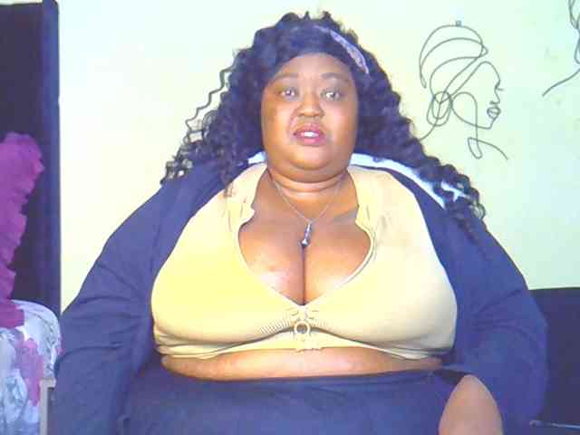 BellyGoddess webcam
