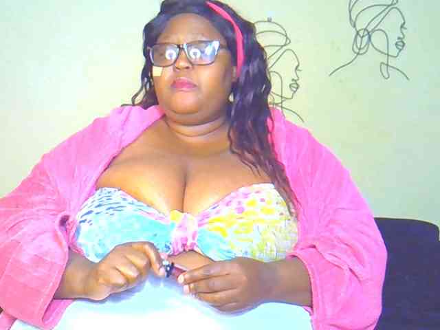BellyGoddess webcam