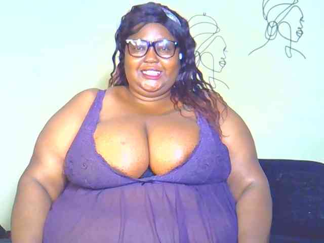 BellyGoddess webcam