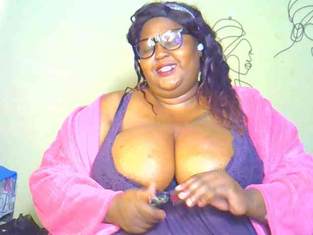 BellyGoddess webcam