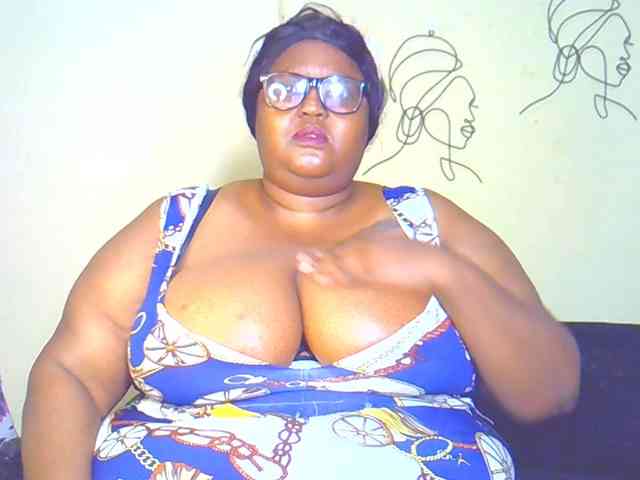 BellyGoddess webcam
