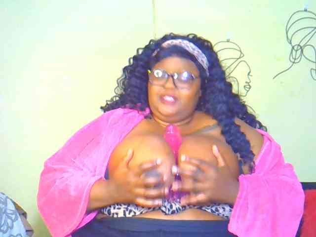 BellyGoddess webcam