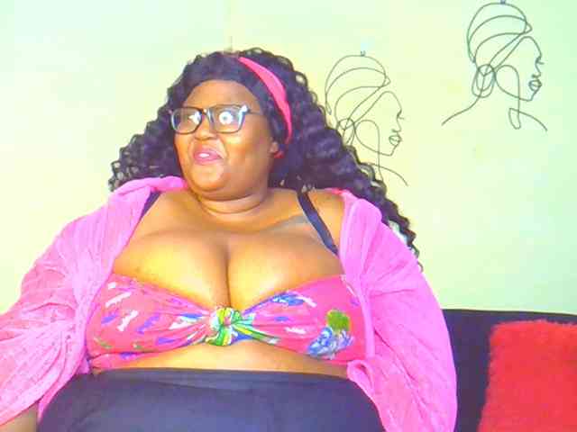 BellyGoddess webcam