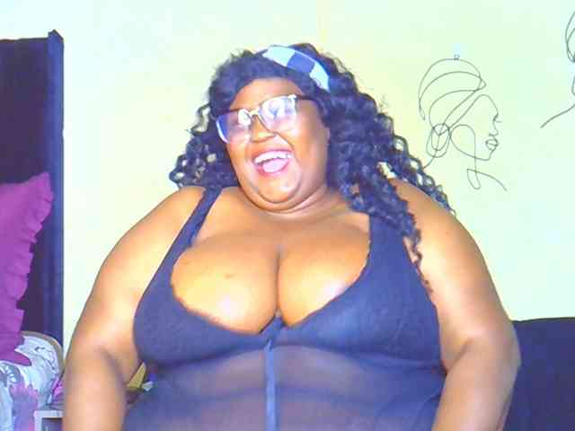 BellyGoddess webcam