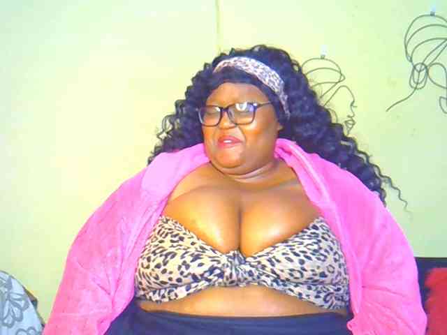 BellyGoddess webcam