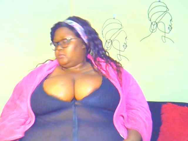 BellyGoddess webcam