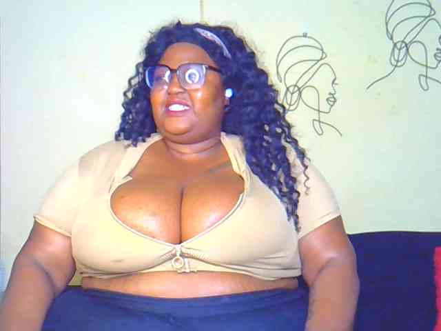 BellyGoddess webcam