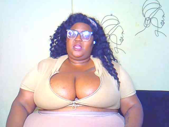 BellyGoddess webcam