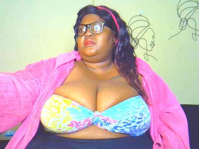 BellyGoddess webcam