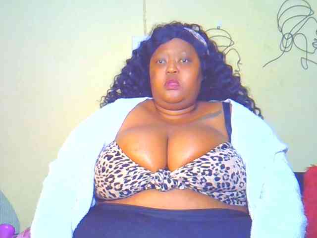 BellyGoddess webcam