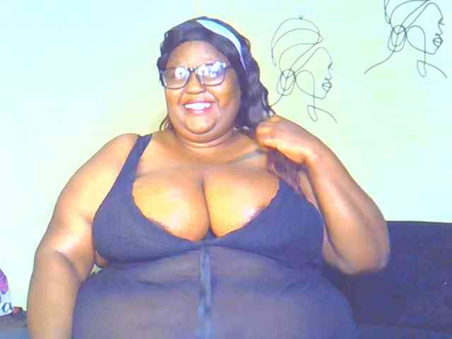 BellyGoddess webcam