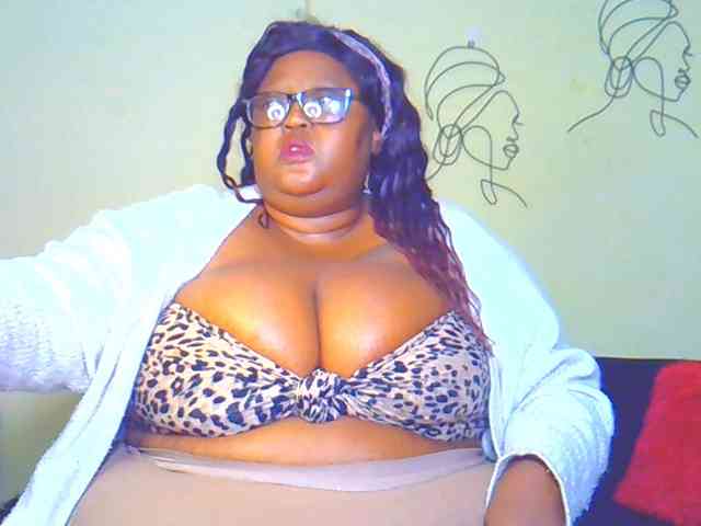 BellyGoddess webcam