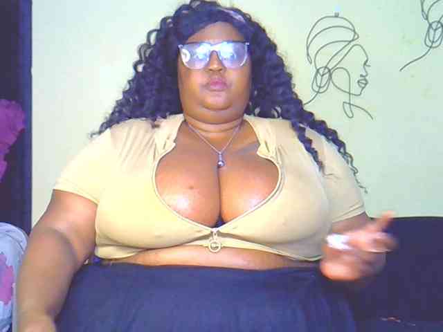 BellyGoddess webcam