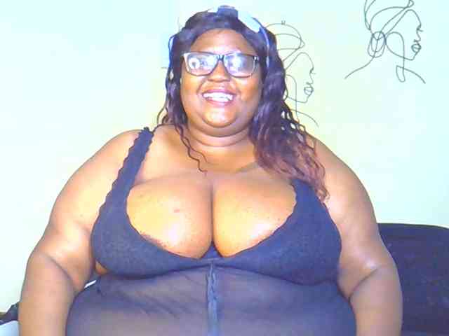 BellyGoddess webcam