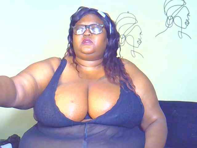 BellyGoddess webcam