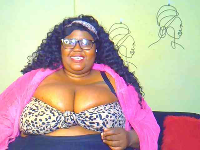 BellyGoddess webcam