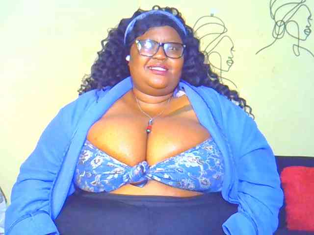BellyGoddess webcam