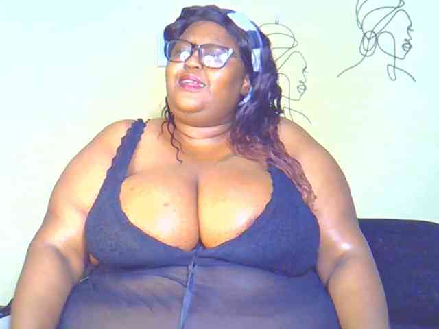 BellyGoddess webcam