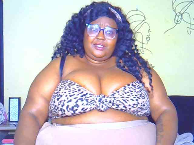 BellyGoddess webcam