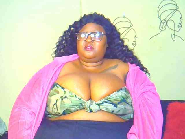BellyGoddess webcam